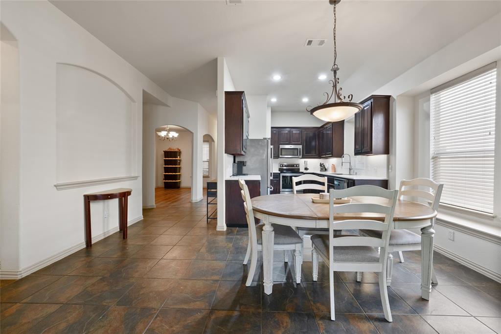 10232 Olivia Drive Property Photo 6
