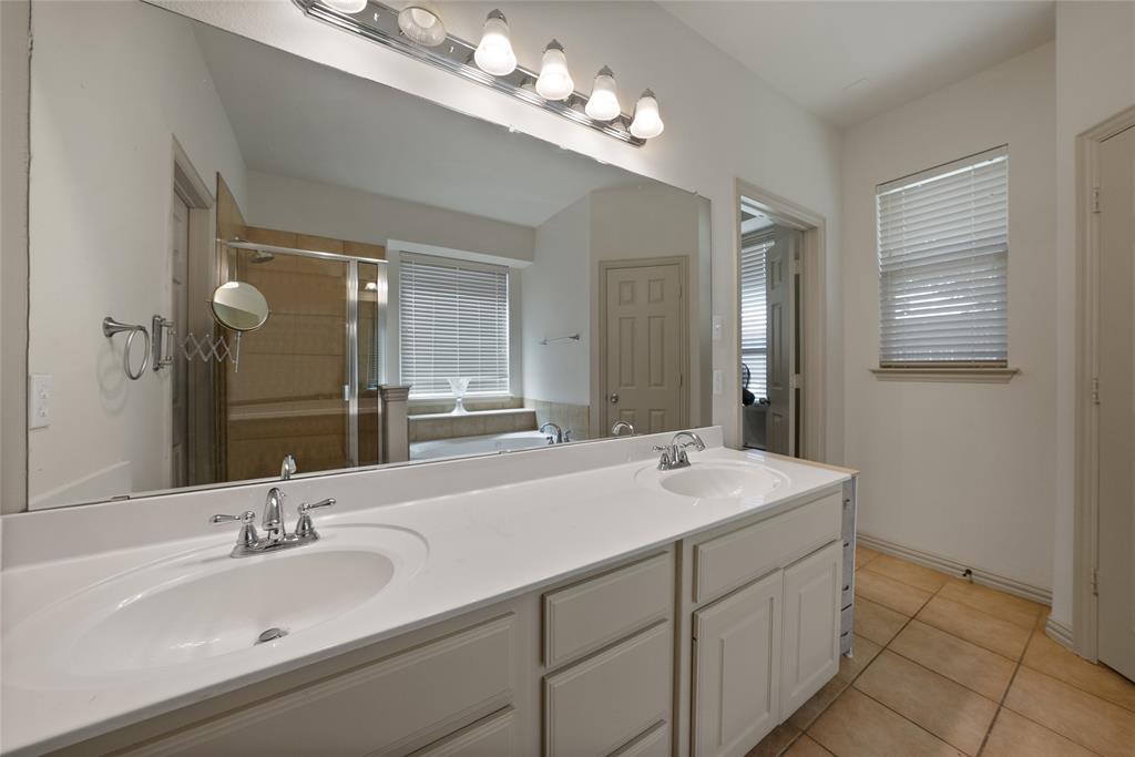10232 Olivia Drive Property Photo 14