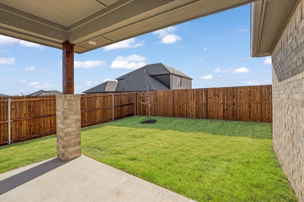 4300 Hummingbird Drive Property Photo 20