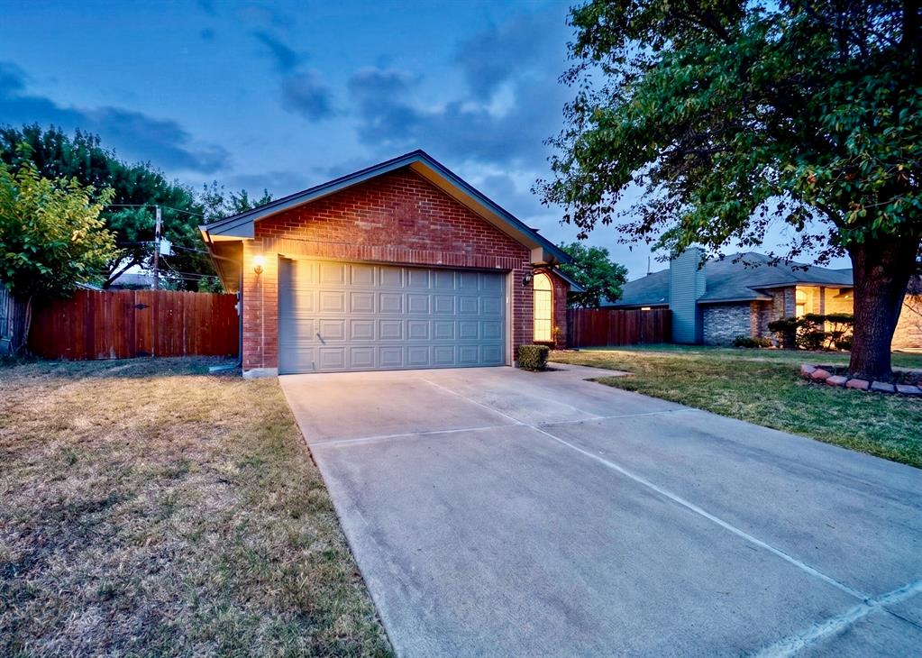 5205 Livermore Drive Property Photo 4