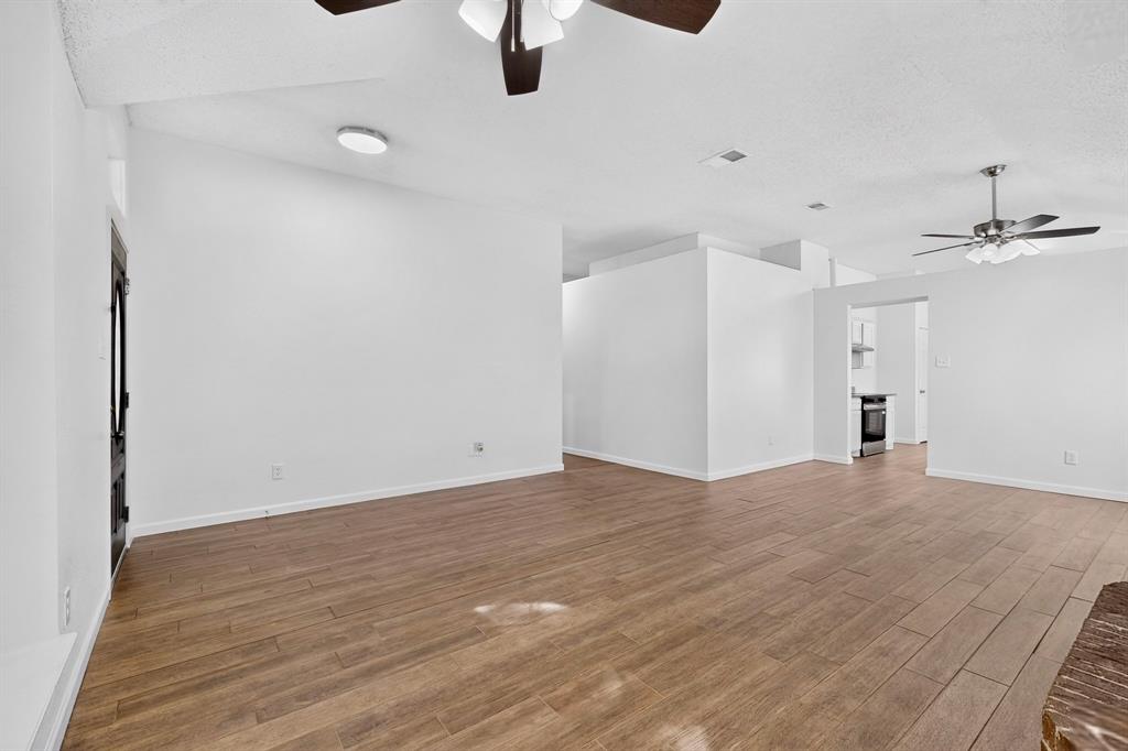 5205 Livermore Drive Property Photo 7