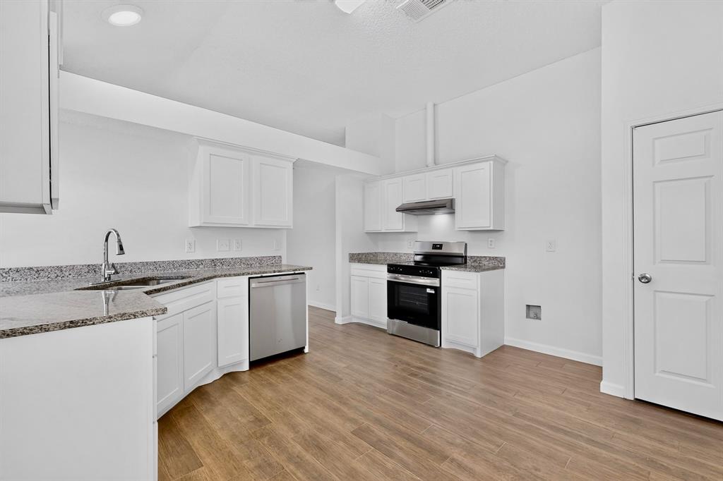5205 Livermore Drive Property Photo 10