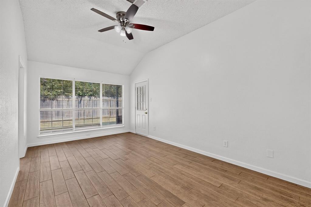 5205 Livermore Drive Property Photo 16