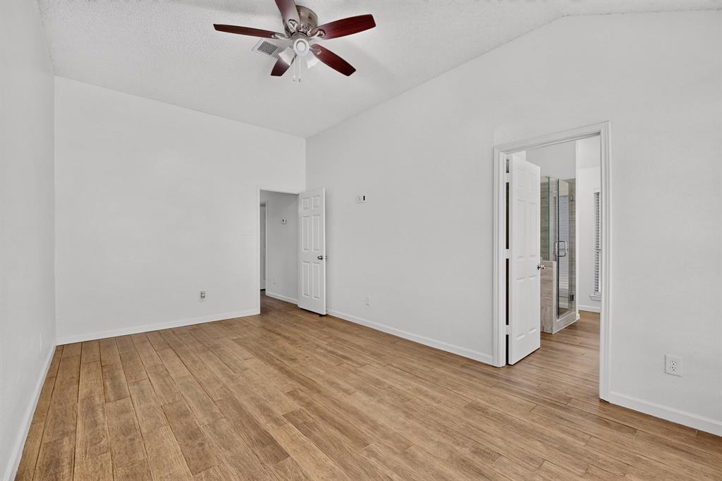 5205 Livermore Drive Property Photo 17
