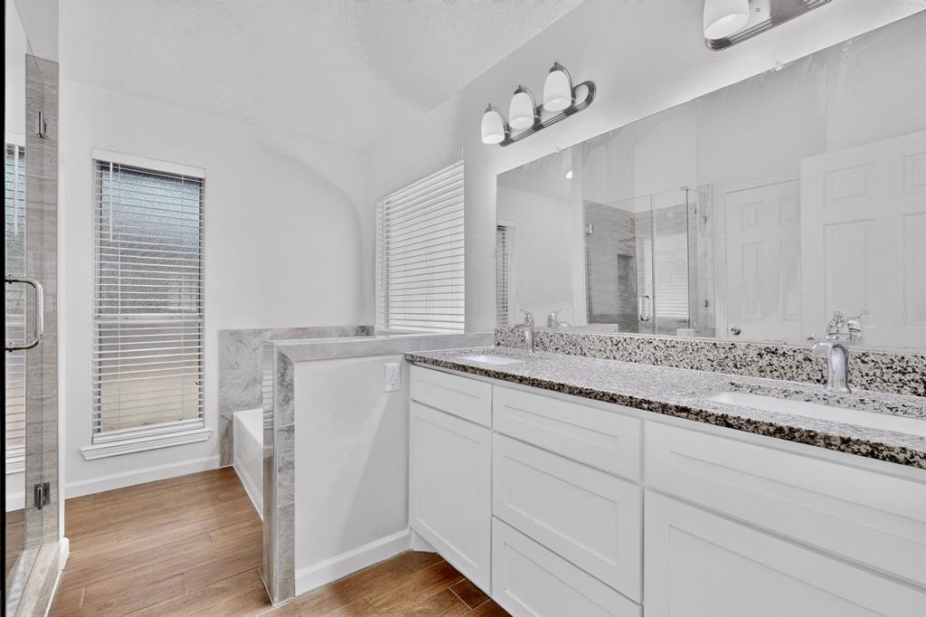 5205 Livermore Drive Property Photo 19
