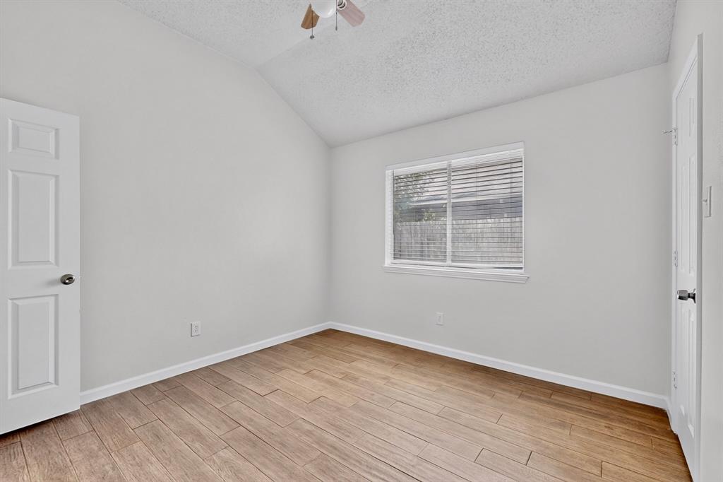 5205 Livermore Drive Property Photo 24