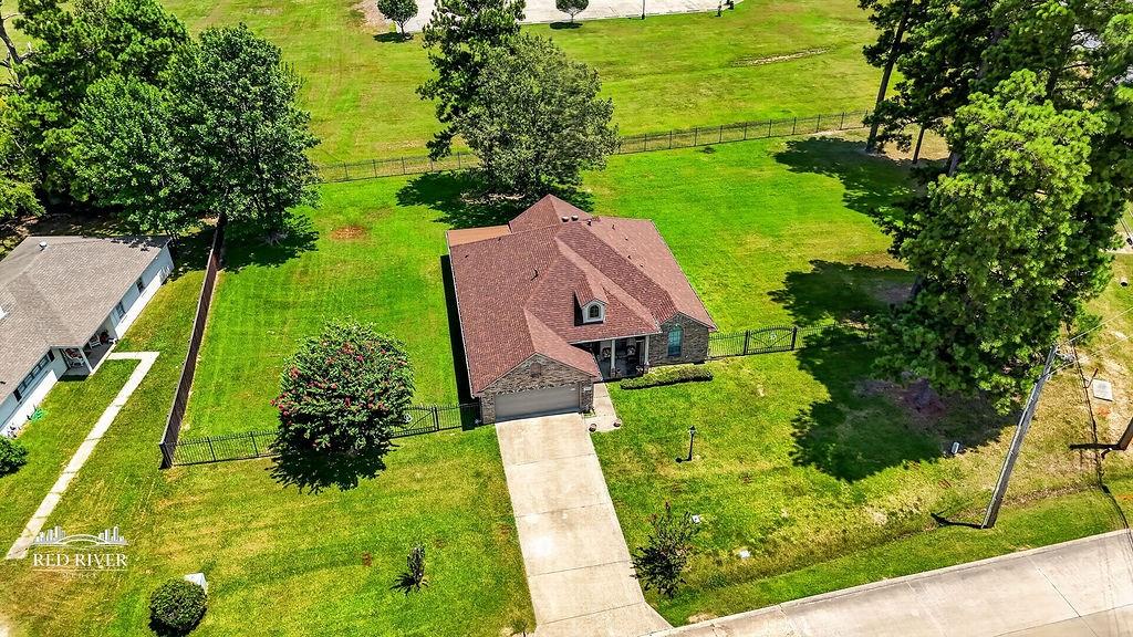 5211 Dalewood Drive Property Photo 3