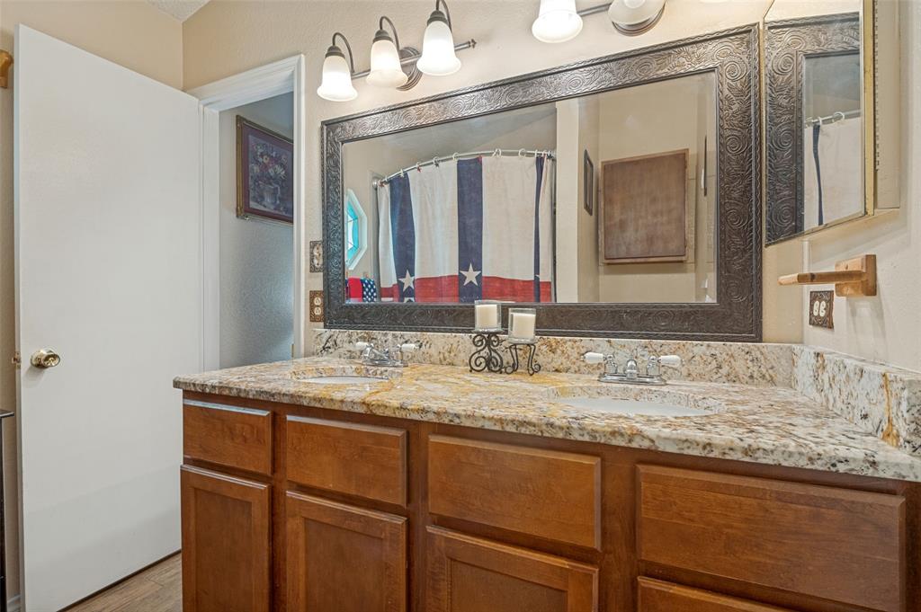 2910 Spinner Lane Property Photo 17