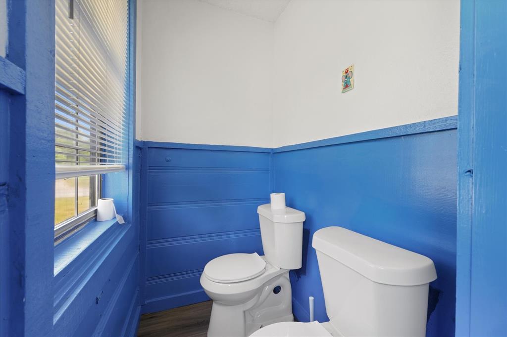 652 Meadow Park Drive Property Photo 6