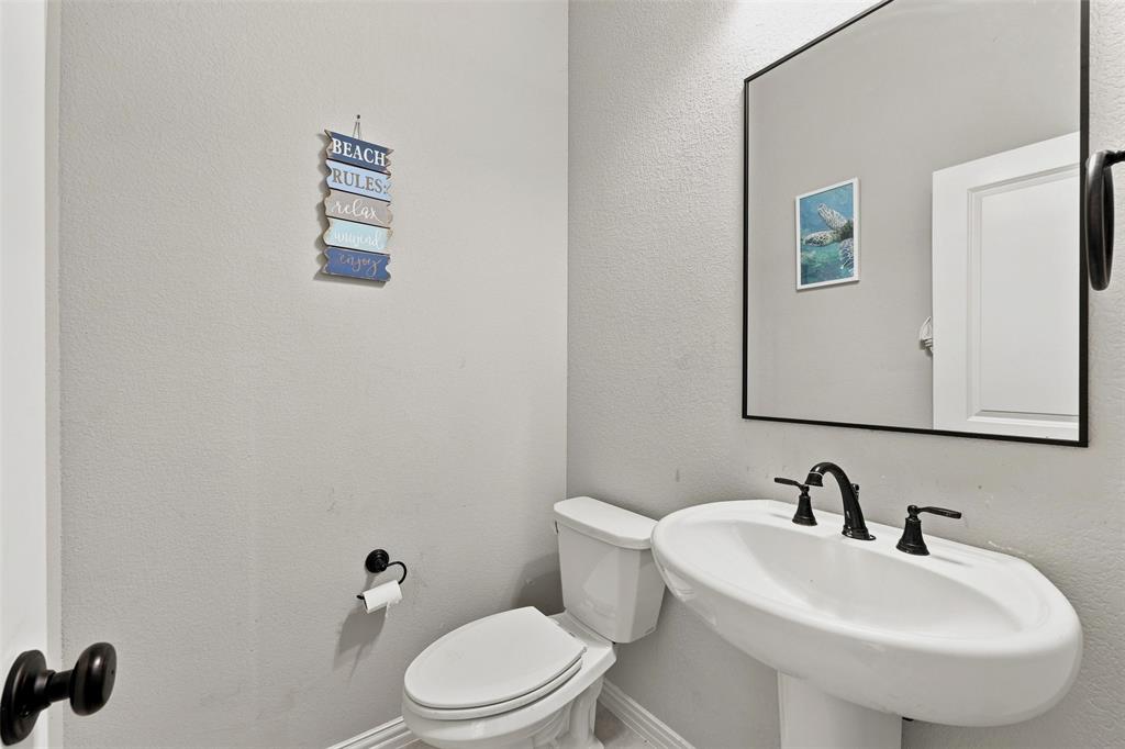 632 Steerman Court Property Photo 20