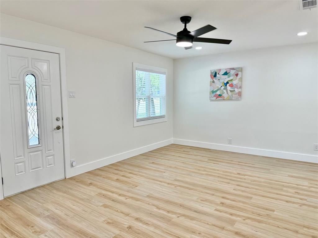 633 Cimarron Trace Property Photo 4