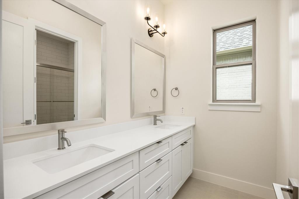 2184 Middlewood Circle Property Photo 21