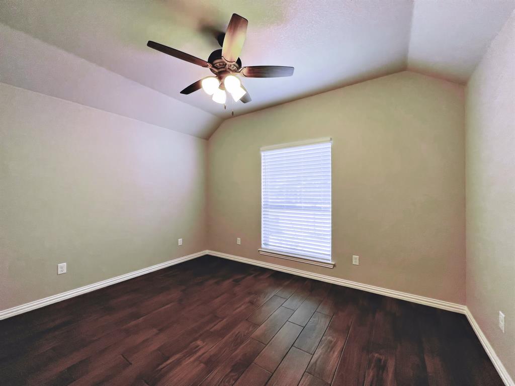 219 Clover Circle Property Photo 15