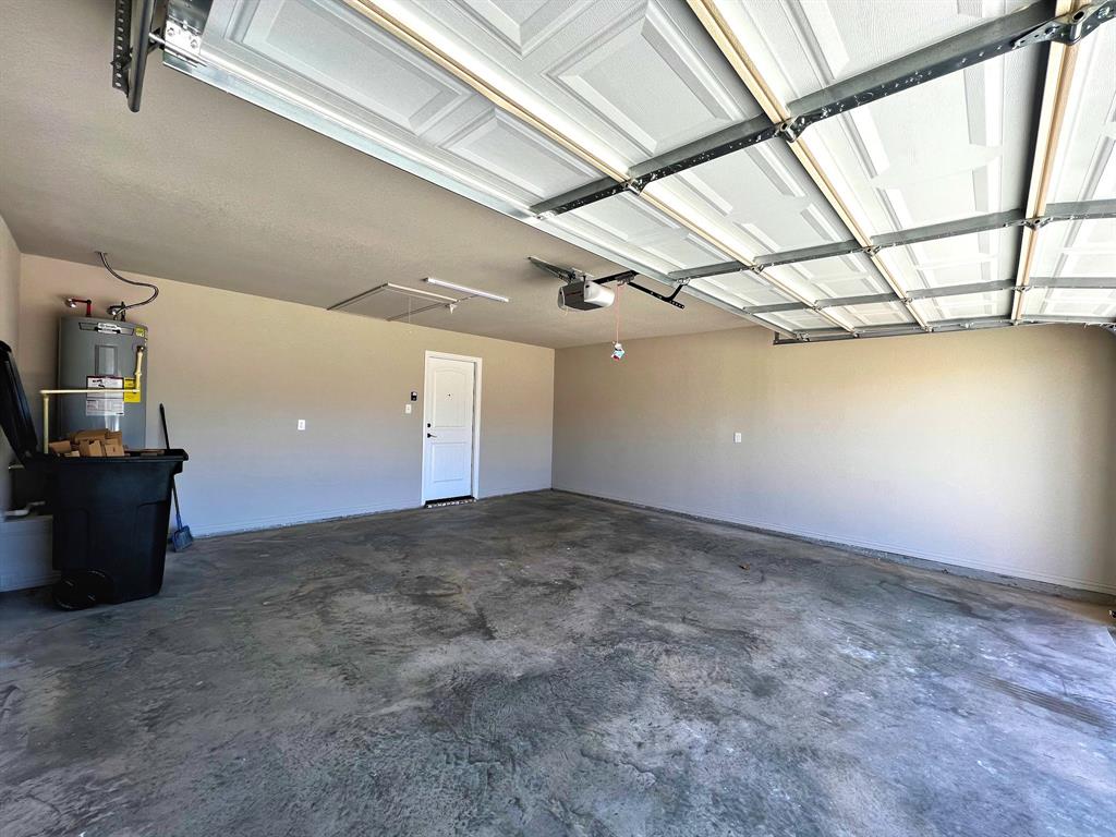 219 Clover Circle Property Photo 18