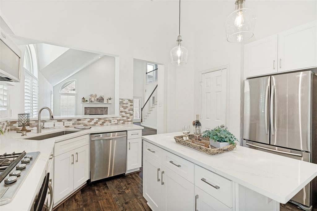 14624 Windsor Court Property Photo 11