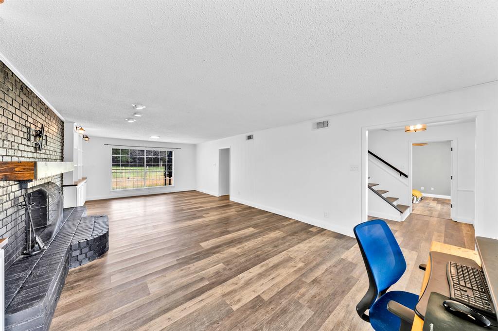 6301 Interstate Highway 30 Property Photo 7