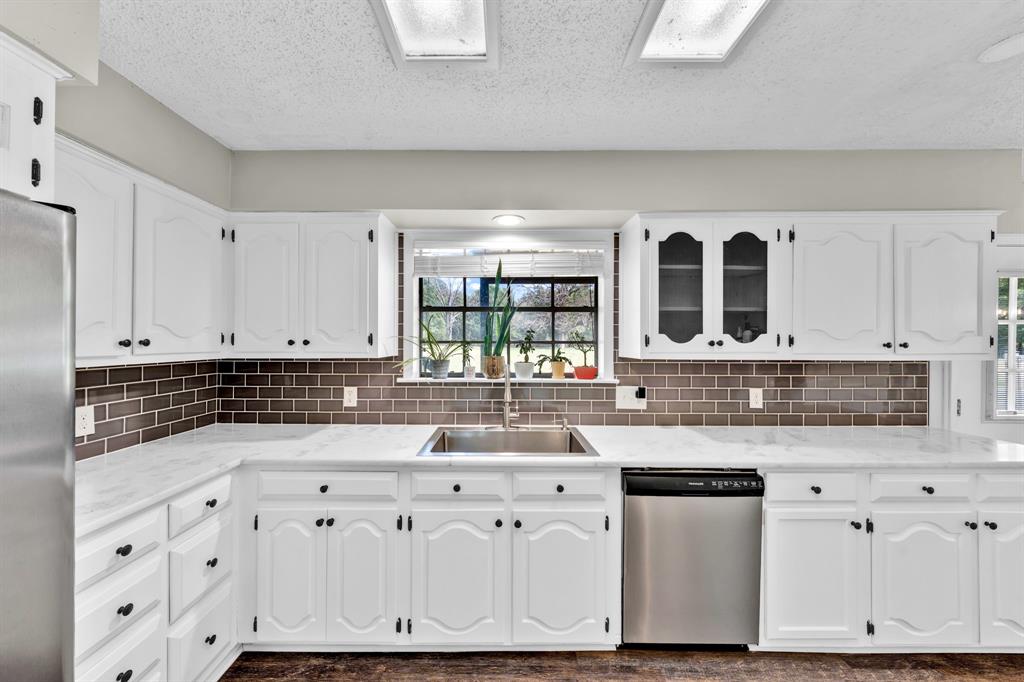 6301 Interstate Highway 30 Property Photo 12