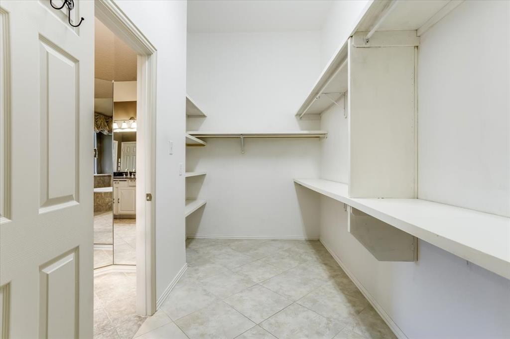 626 Waters Edge Way Property Photo 14