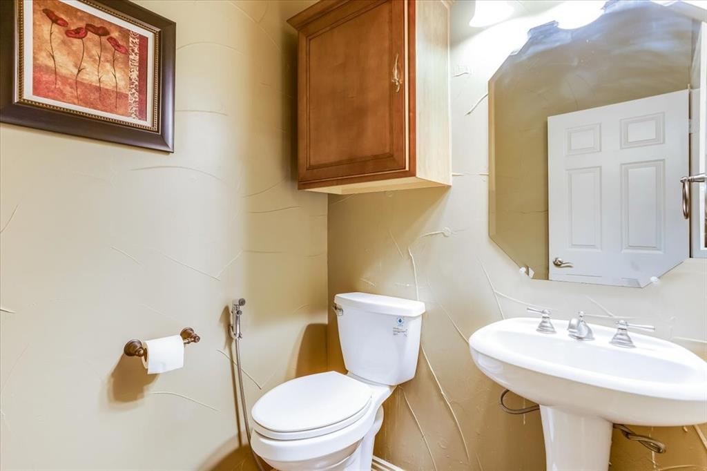 626 Waters Edge Way Property Photo 20