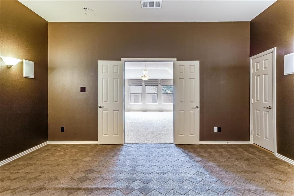 626 Waters Edge Way Property Photo 23
