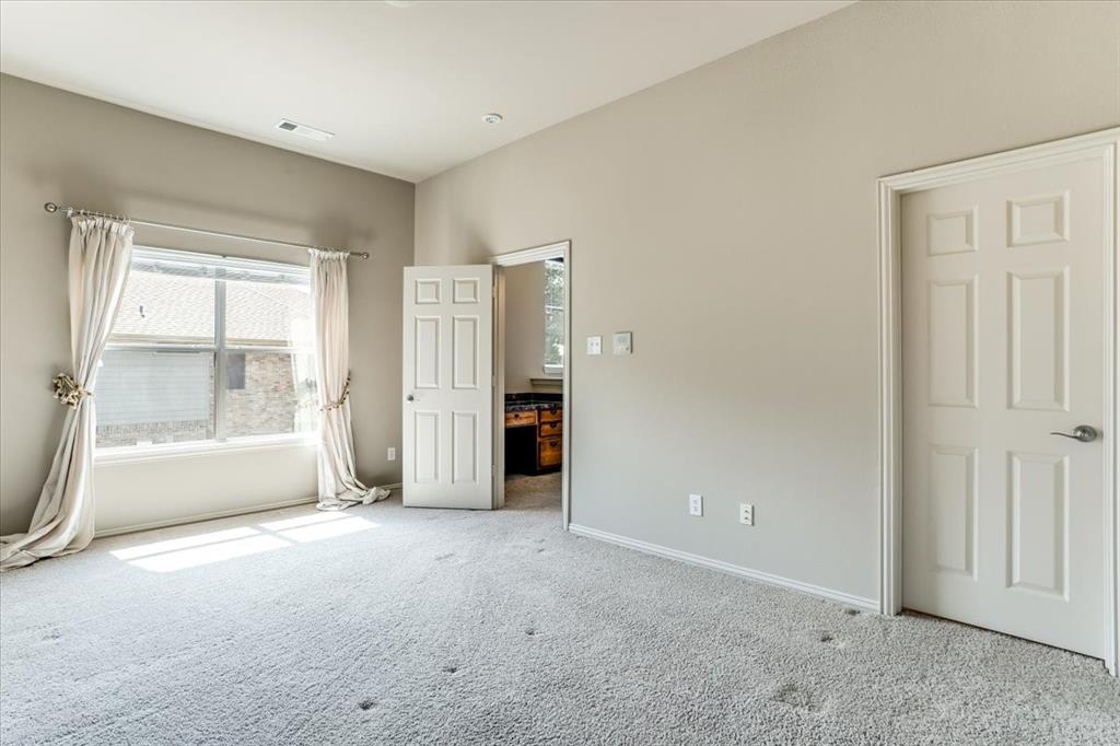 626 Waters Edge Way Property Photo 25