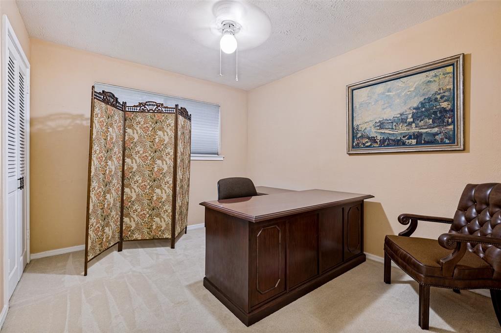 827 Oak Forest Drive Property Photo 21