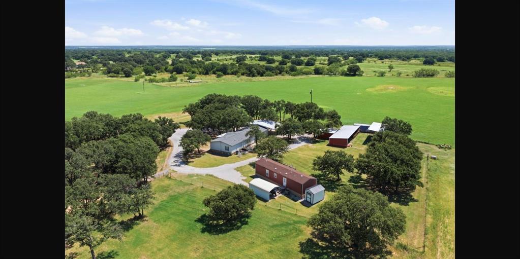1101 Highway 112 Property Photo 1