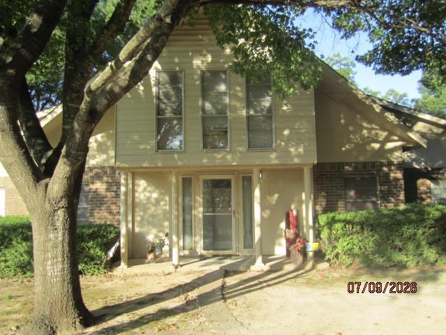 1530 S Dallas Avenue Property Photo 1