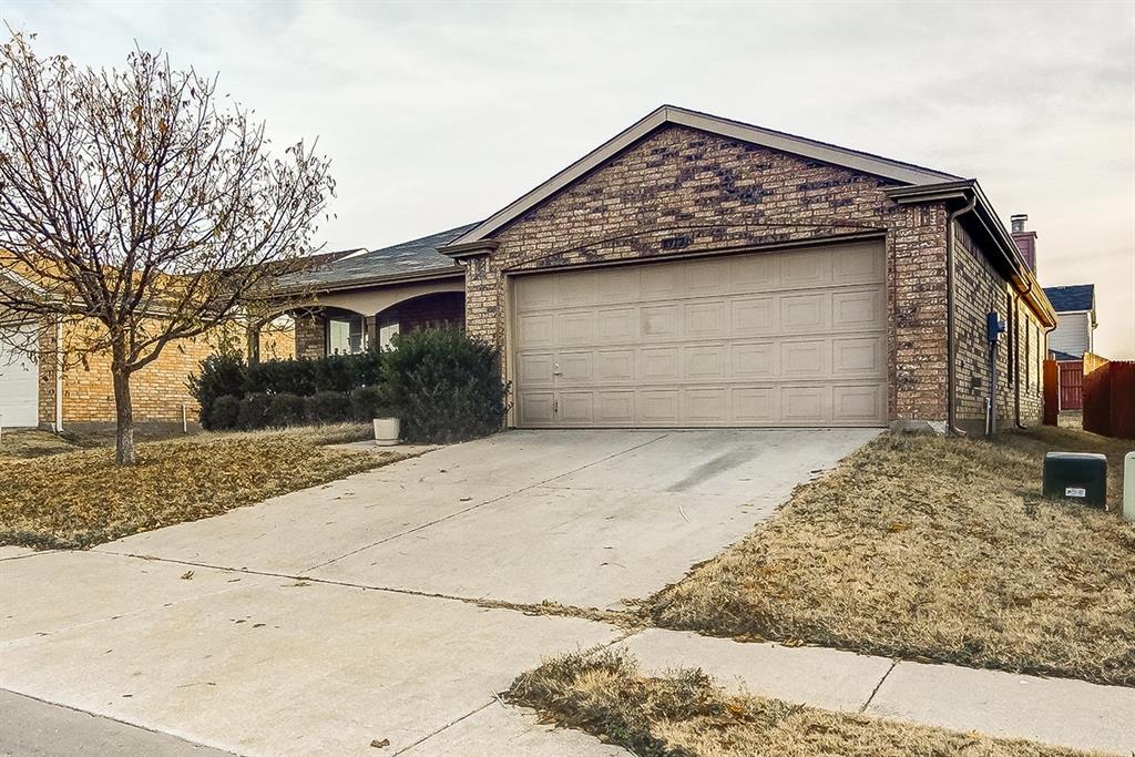 8912 Wagon Trail Property Photo 1