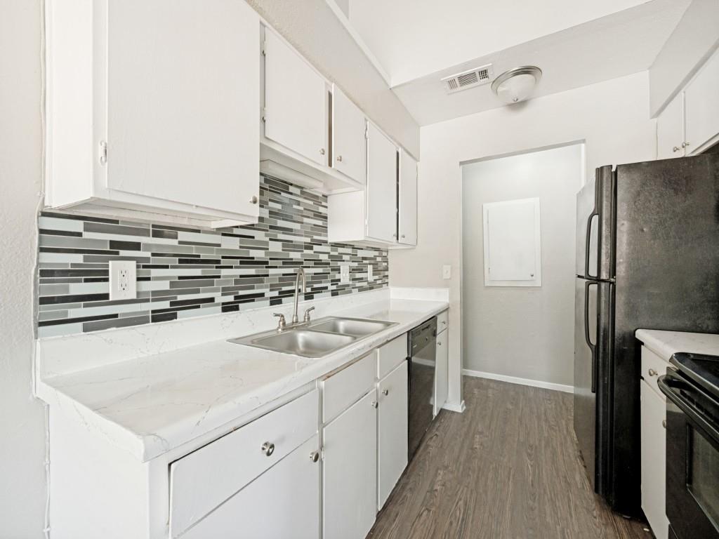 1122 Millview Drive 2101 Property Photo 6