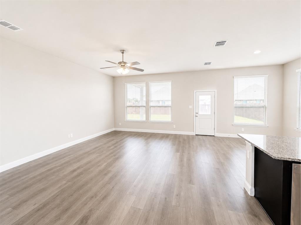 6002 14th Street Property Photo 10
