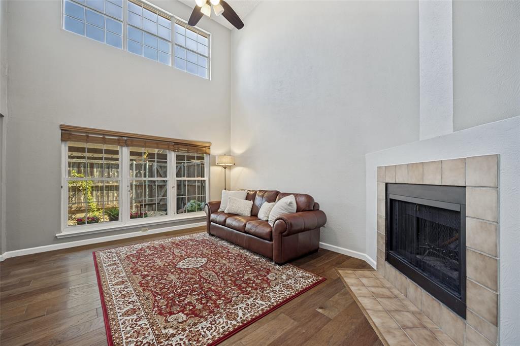 12823 Burninglog Lane Property Photo 2