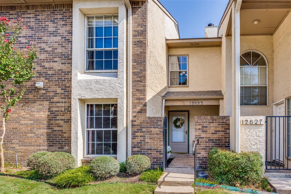 12823 Burninglog Lane Property Photo 4