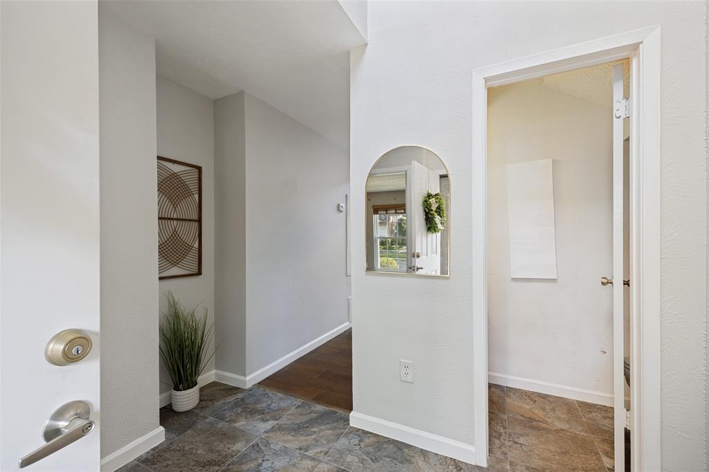 12823 Burninglog Lane Property Photo 6