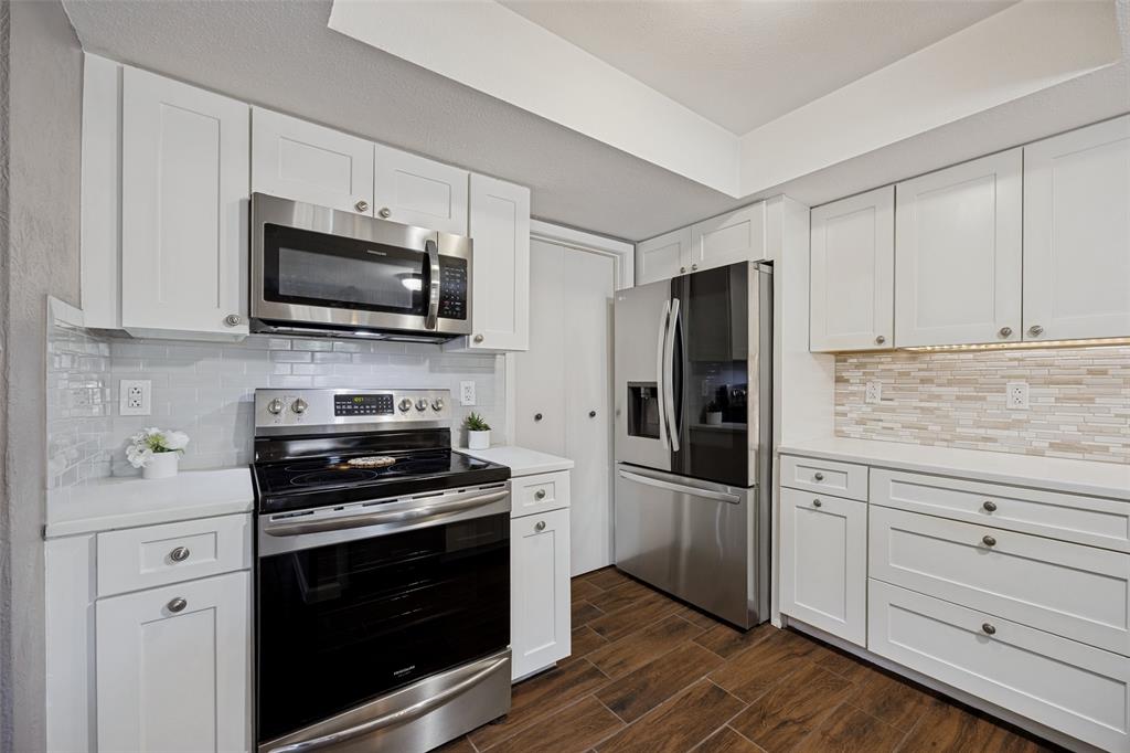 12823 Burninglog Lane Property Photo 12