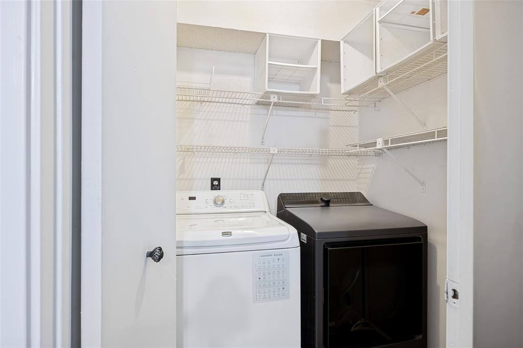 12823 Burninglog Lane Property Photo 16