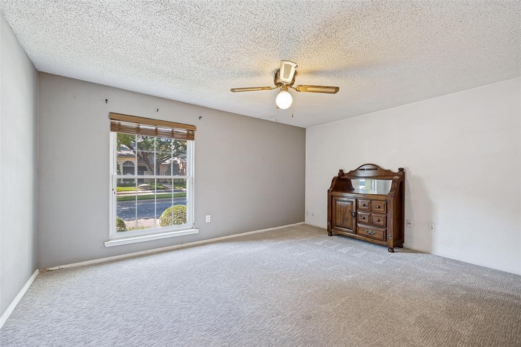 12823 Burninglog Lane Property Photo 17