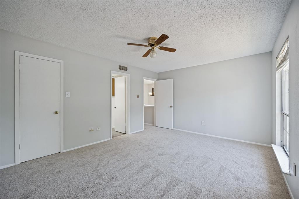 12823 Burninglog Lane Property Photo 21