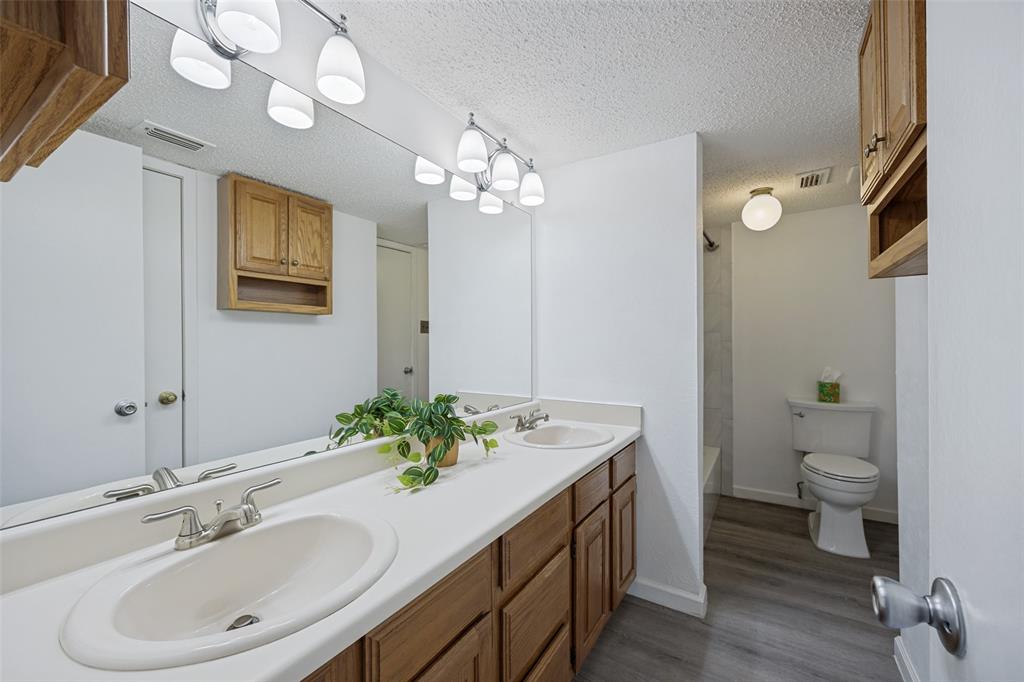 12823 Burninglog Lane Property Photo 26