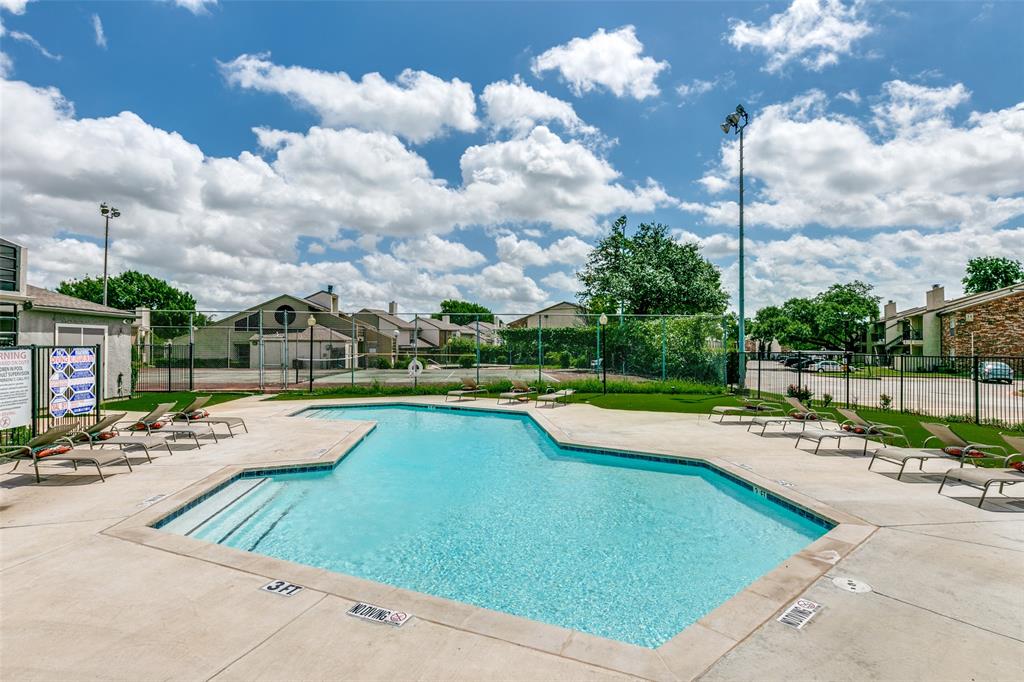 12823 Burninglog Lane Property Photo 32