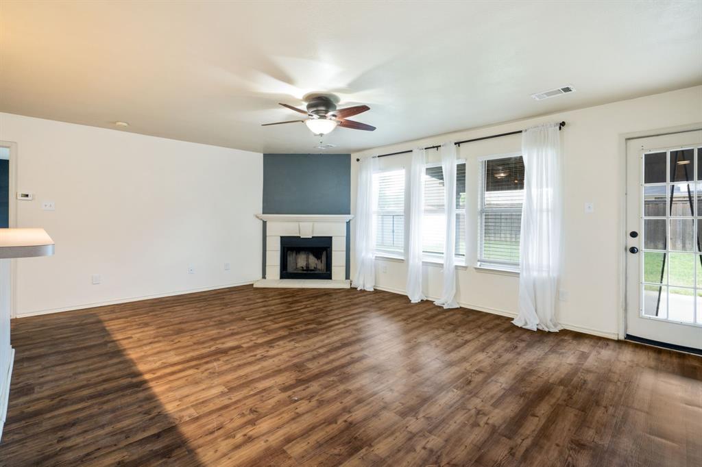 4306 Wood Stone Circle Property Photo 5