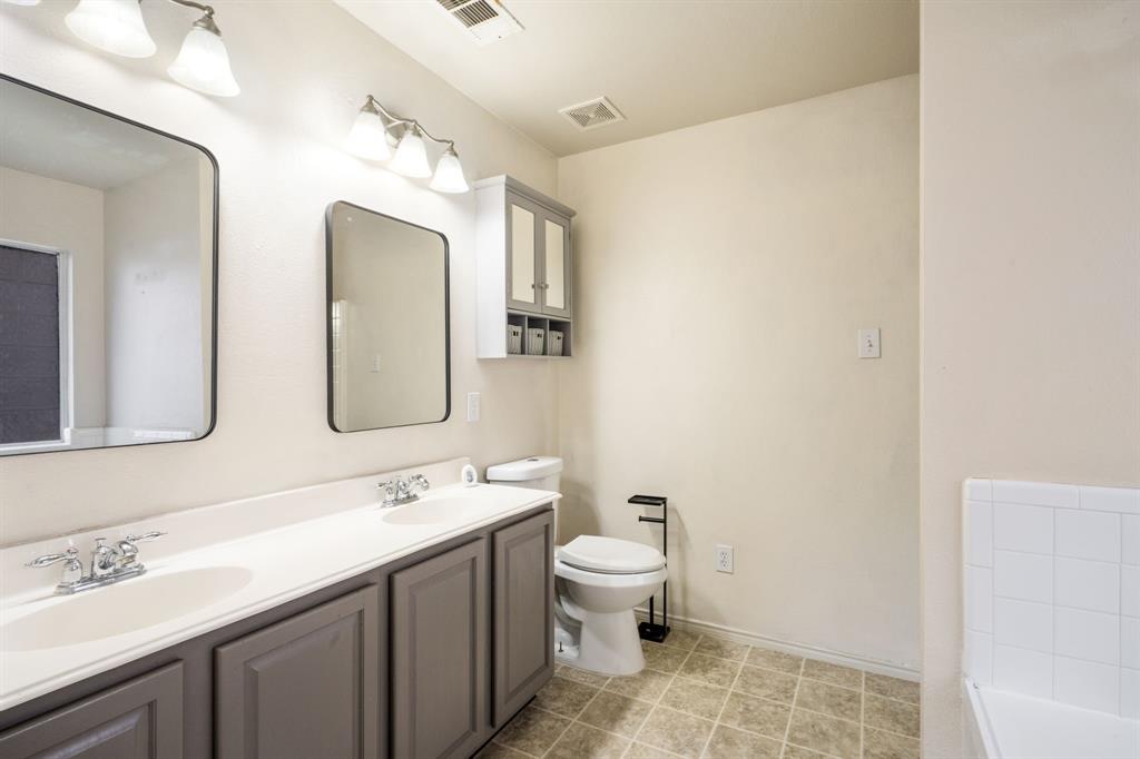 4306 Wood Stone Circle Property Photo 15