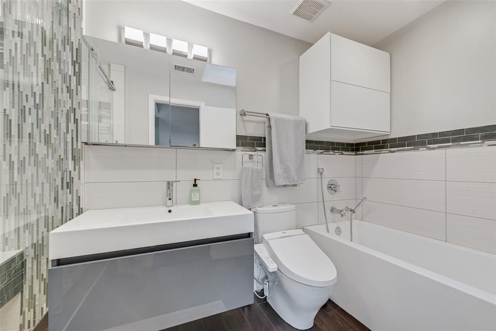 3237 Sharpview Circle Property Photo 22