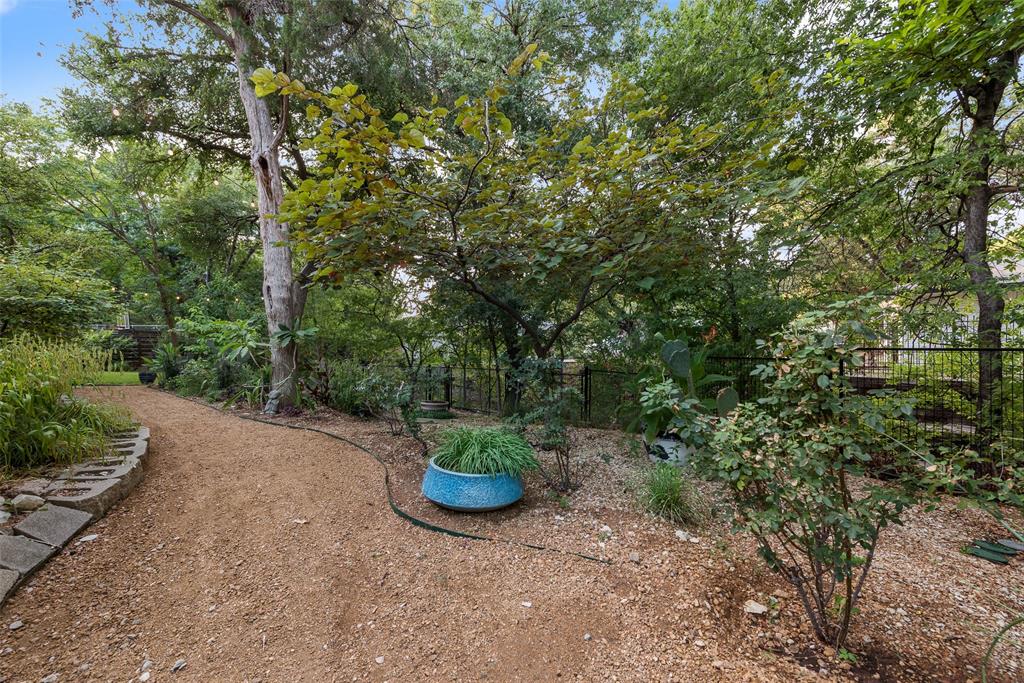 3237 Sharpview Circle Property Photo 29