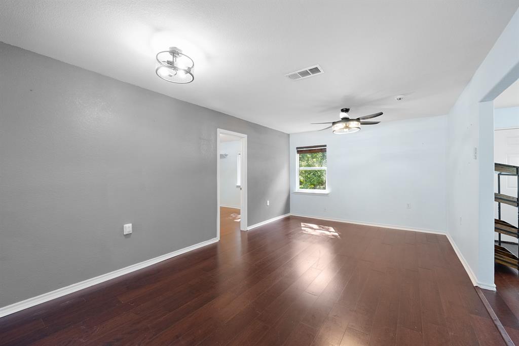 120 Garner Drive Property Photo 9