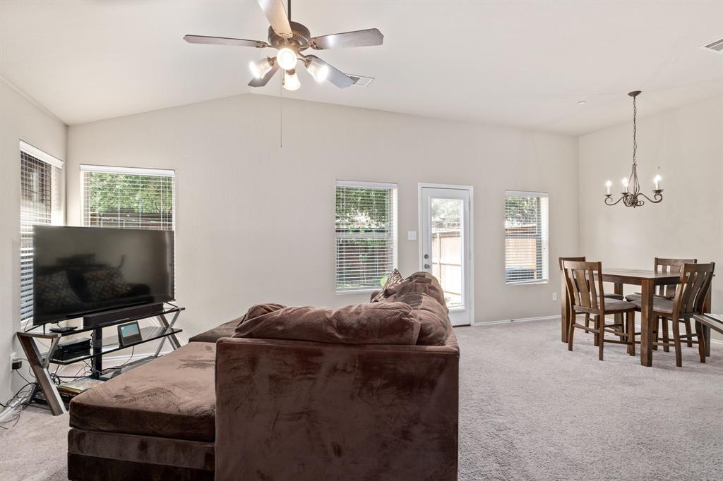 1160 Landon Lane Property Photo 3