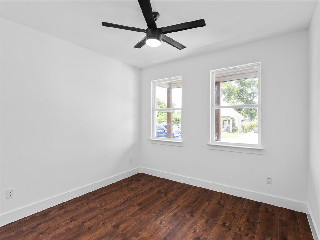 1104 E Annie Street Property Photo 13