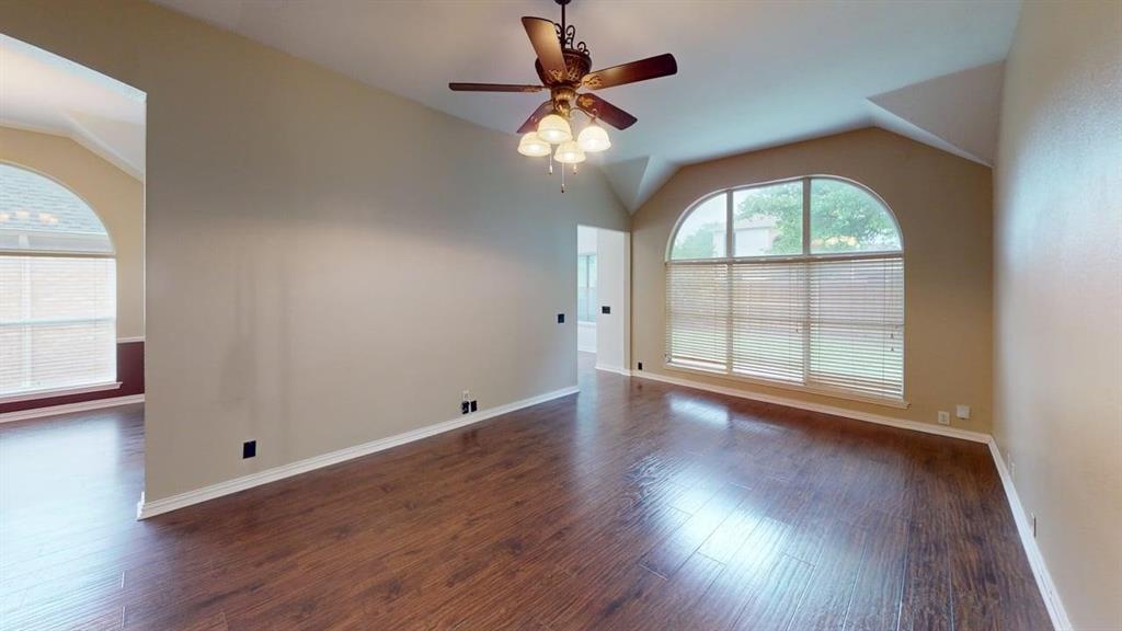 5901 Berkshire Road Property Photo 8