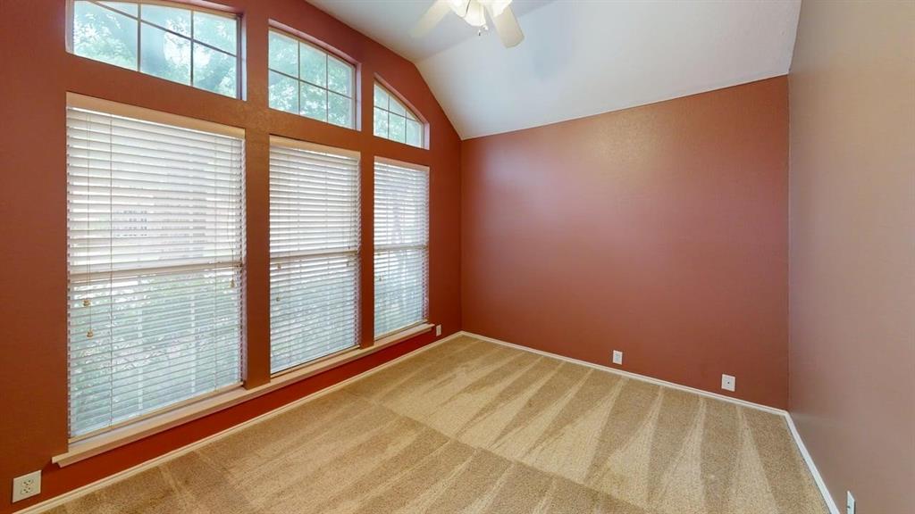 5901 Berkshire Road Property Photo 13