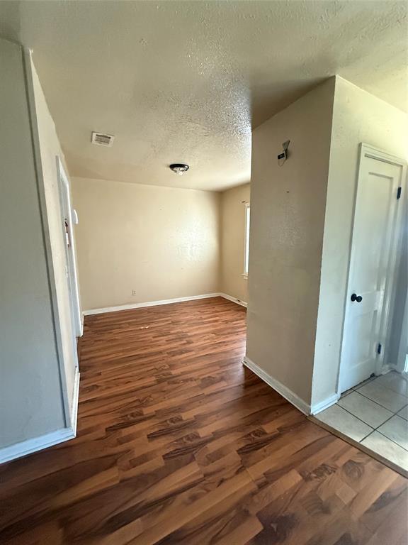 2951 Poland Street Property Photo 3